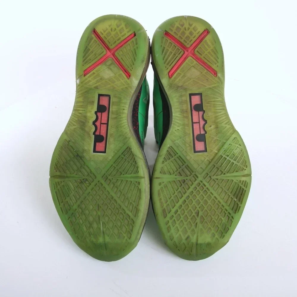 Nike LeBron James 10 Cutting Jade High Top‎ in Green Men Size 8